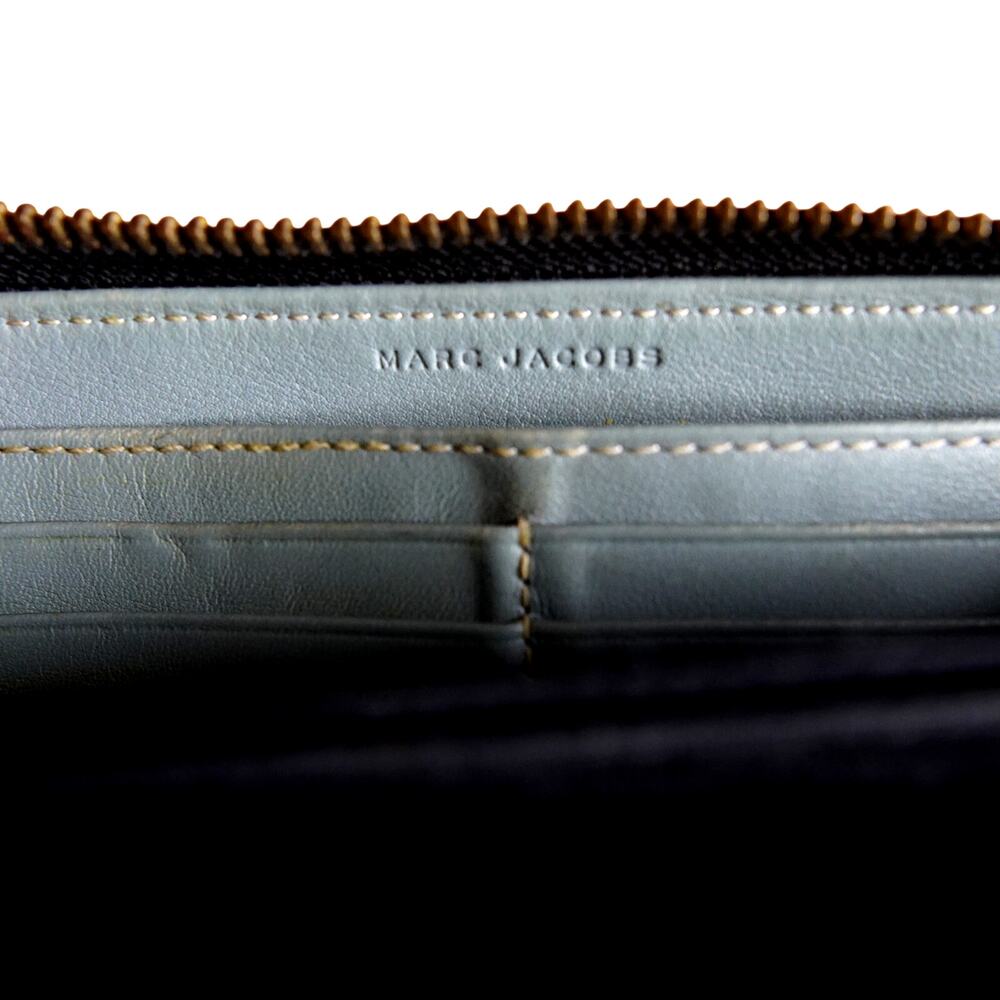 Marc Jacobs Wallet Blue Zip Around Pebbled Leather Quiet Luxury Gold Hardware - Picture 4 of 14